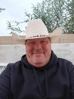 Male seeking female for relationship, El mirage Arizona