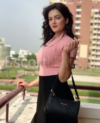 977351=0706 Call Girls in Savitri Nagar [delhi]