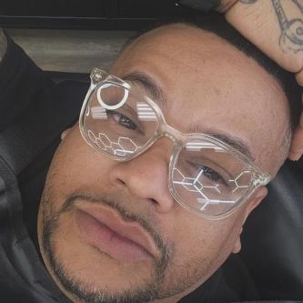 Men looking for women who is not shy and willing to get pleasure, Newark nj – 44