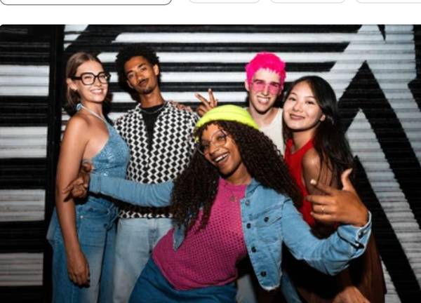CREATIVE MEET UP