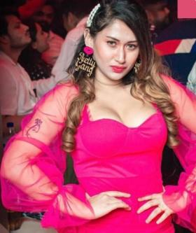 Indian girl available to meet up anytime, Buffalo – 27