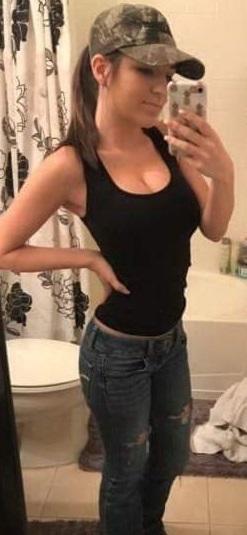 I'm Sexy Girl looking for Gentleman to come over & relax with me, Norfolk
