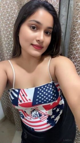 Call Girls In  Delhi INA Colony 📲𝟗𝟗𝟓𝟑𝟓❤𝟮𝟓𝟔𝟳𝟳 Escort ServiCes