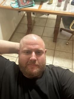 white male 40 have fun and meet someone w/similar interests DTF, Ft collins