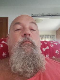 Bottom looking for man or couple, Sioux Falls – 61