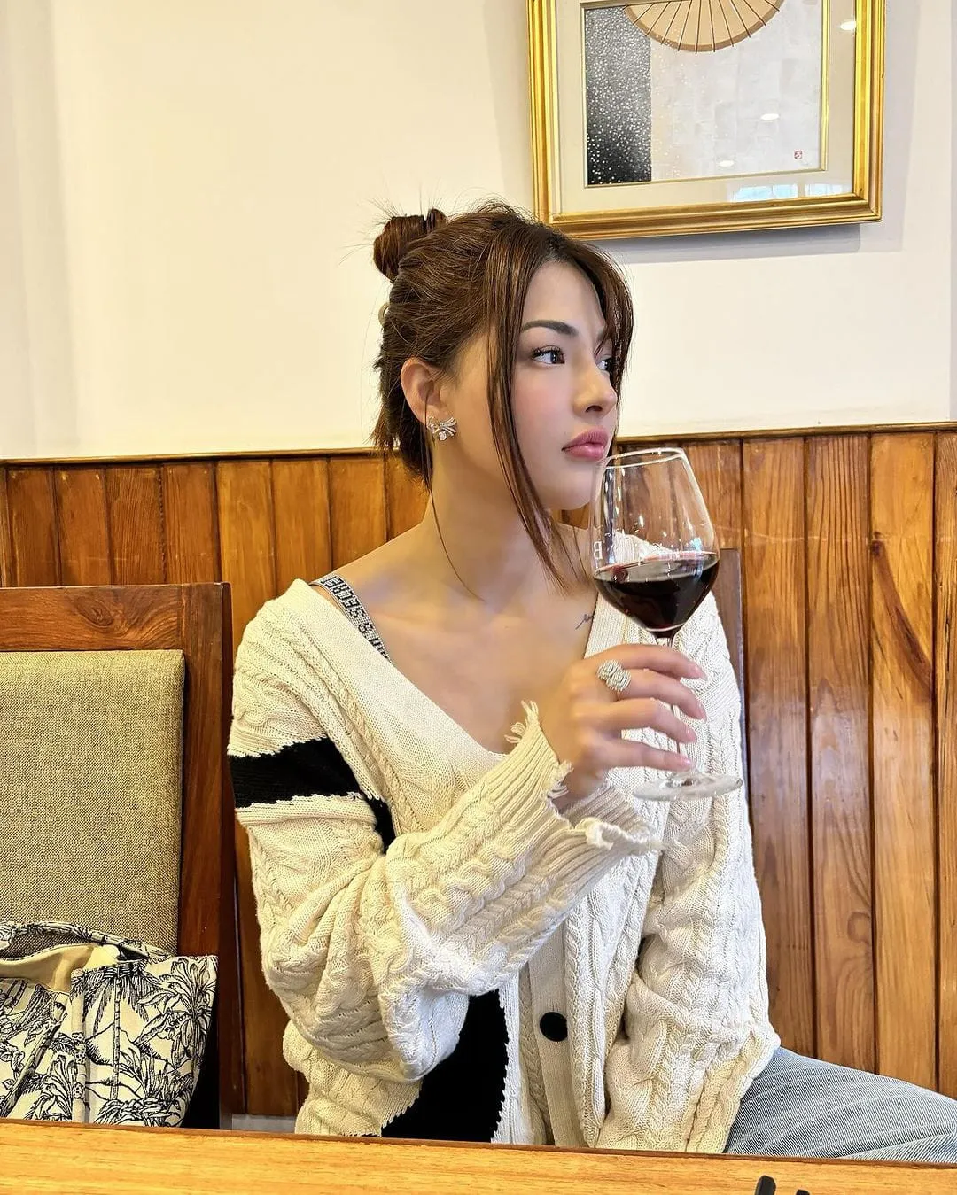 +919990646638 Call Girls In Noida Escorts | 24X7 Available Call Girls Escort