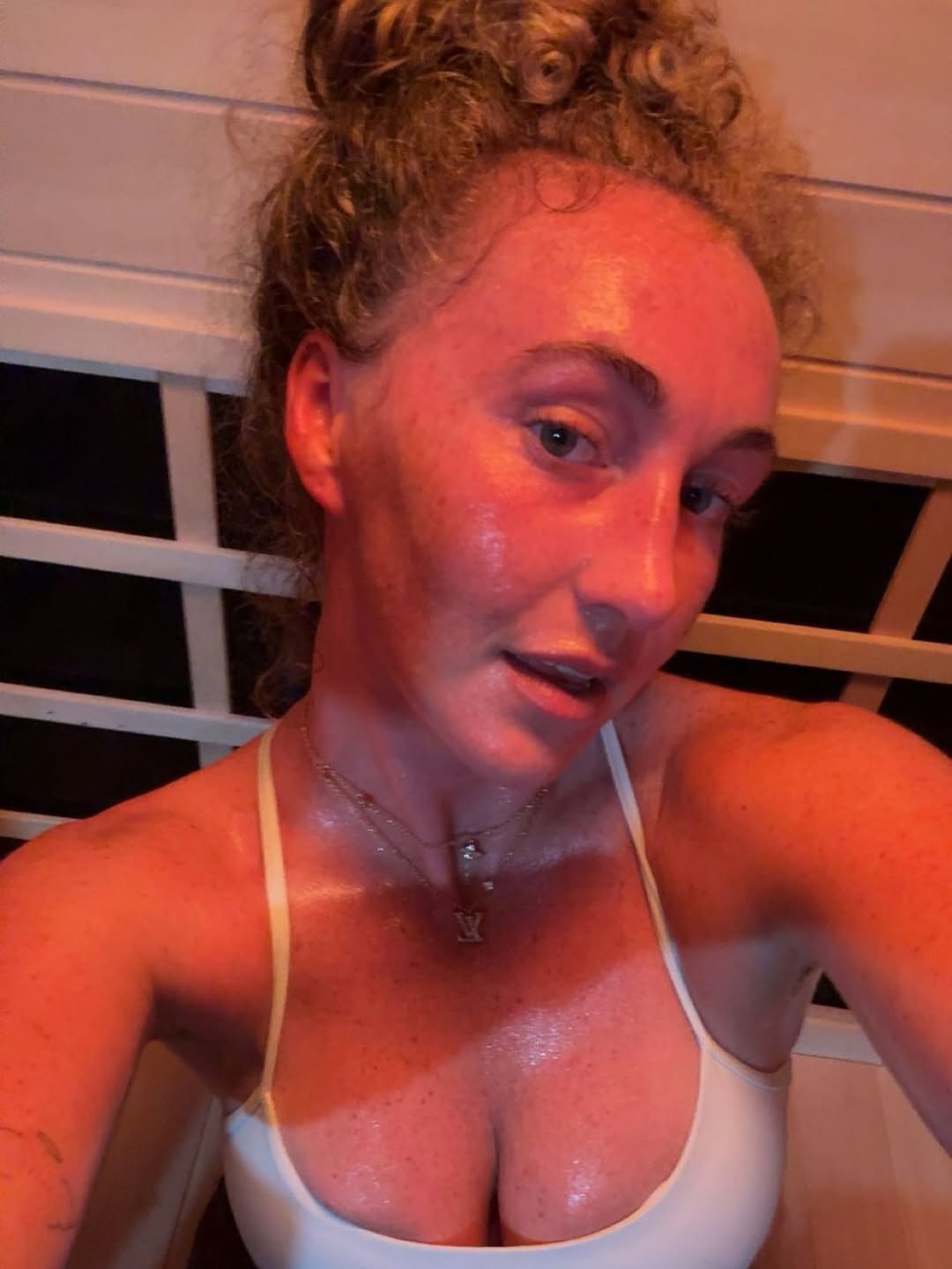 I'm Karlye and I am single, ready for friendship and I'm also available for hookups.. text me let's talk darling