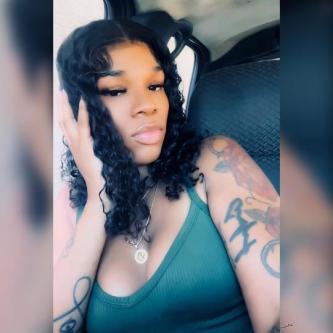 Yummy and pretty nice clean ts girl available, Baton Rouge – 25