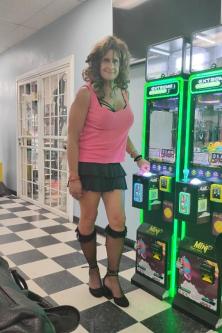 Hi it's me tiffiney I'm here play in the bed, Aurora Colorado – 56