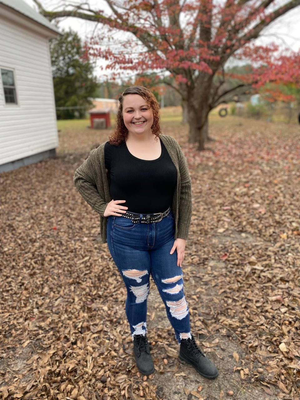 Looking for a kind mature man for a serious relationship that will lead to marriage hit me up if you’re single and ready to mingle serious person only