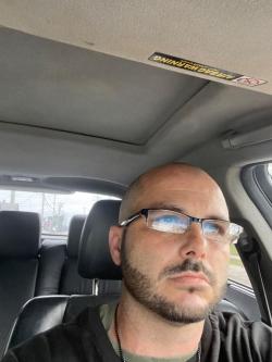 Generous male Looking for fun tonight, Columbus – 42