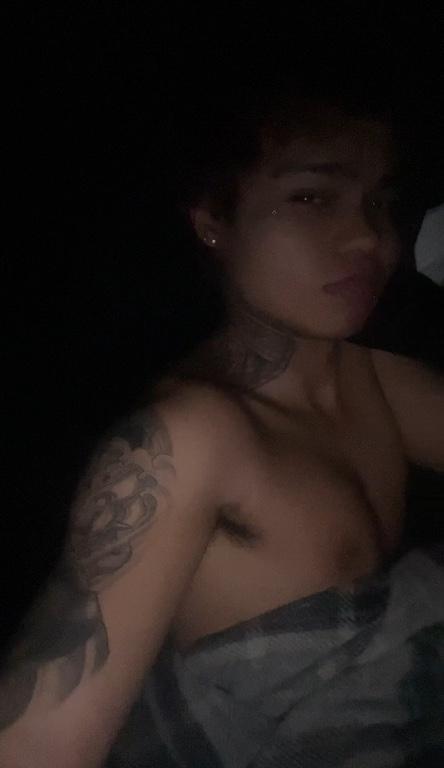 I need some good head or a bitch to come ride my fat ass dick, Waipahu