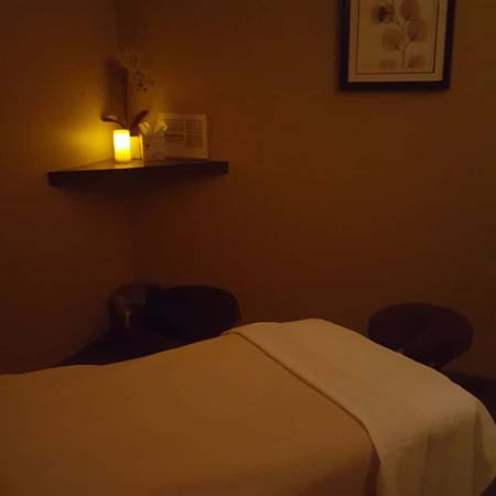 Full Body deep tissue therapy/massage (Lincoln)