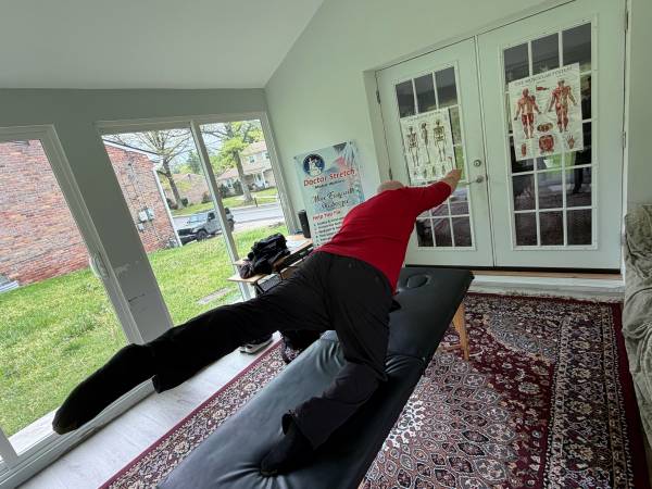 Doctor Stretch: Mobile Wellness (Hawthorn drive Pittsburgh, 15235)