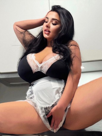 Call Girls In Delhi Karol Bagh 7291859944