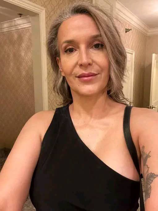 I'm looking for a man who's up for something new – unlimited sex and boundless fun. If you're interested
