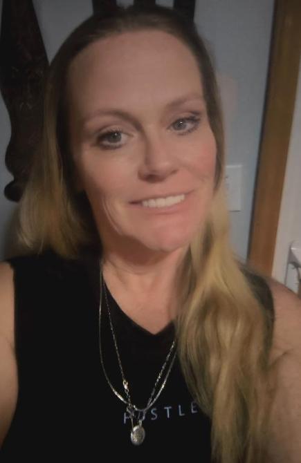 Looking for good time... Want to eat pussy and have my kitty ate