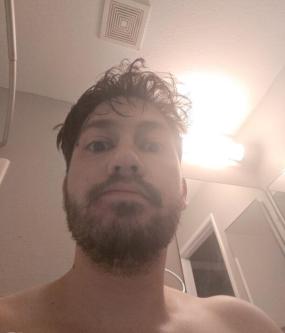Looking for guy to hang with naked and breed me, Moreno valley